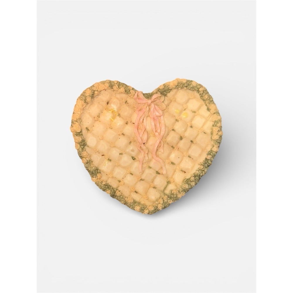 Popular Imports Resin Heart Tray Flowers Pink Bow Ribbon Miniatures Figurines